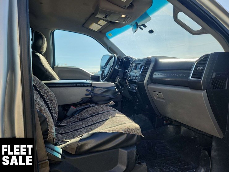 2017-ford-f350-image-17