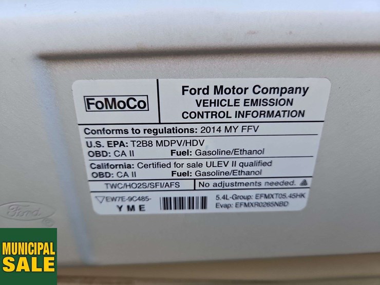 2014-ford-cargo-image-29