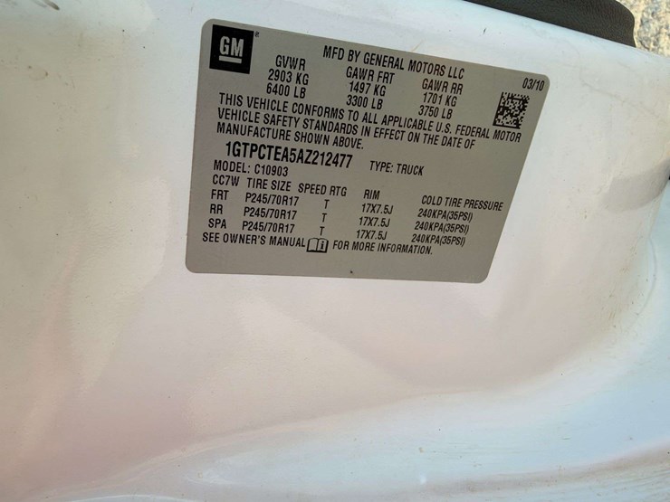 2010-gmc-sierra-1500-image-26