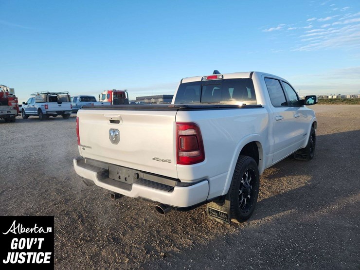 2022-dodge-1500-image-4