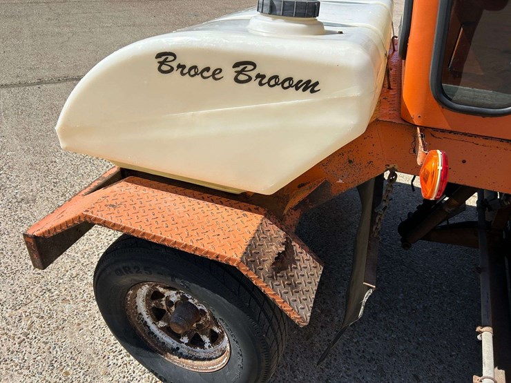 2010-broce-rc350-image-15