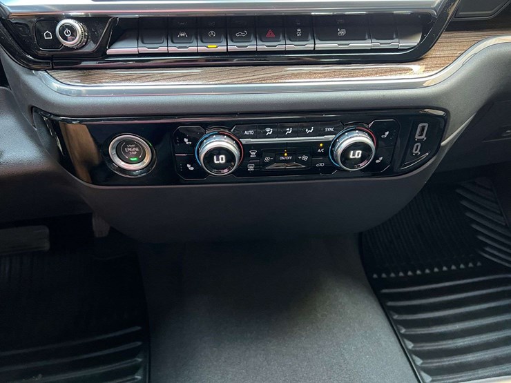 2024-gmc-sierra-1500-image-25