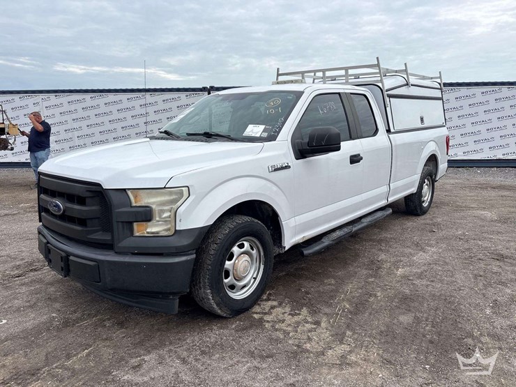 2017-ford-f150-image-1