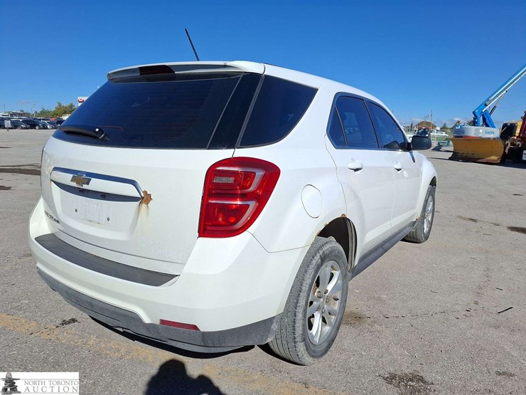 2017-chevrolet-equinox-image-5