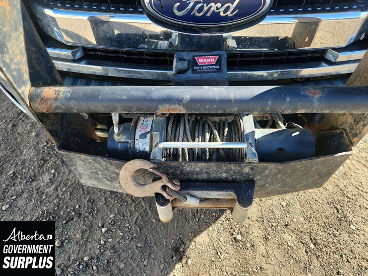 2013-ford-f350-image-24