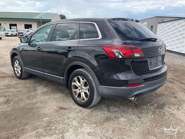 2013-mazda-cx9-image-4