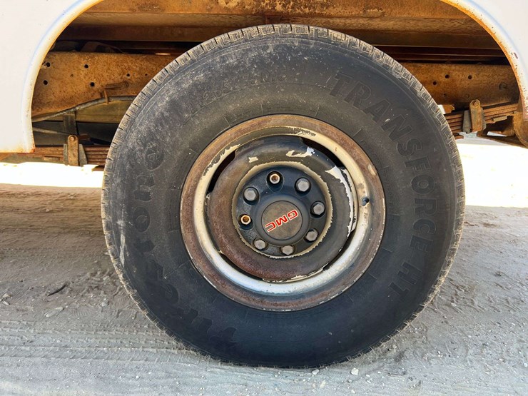 1994-gmc-sierra-2500-image-31