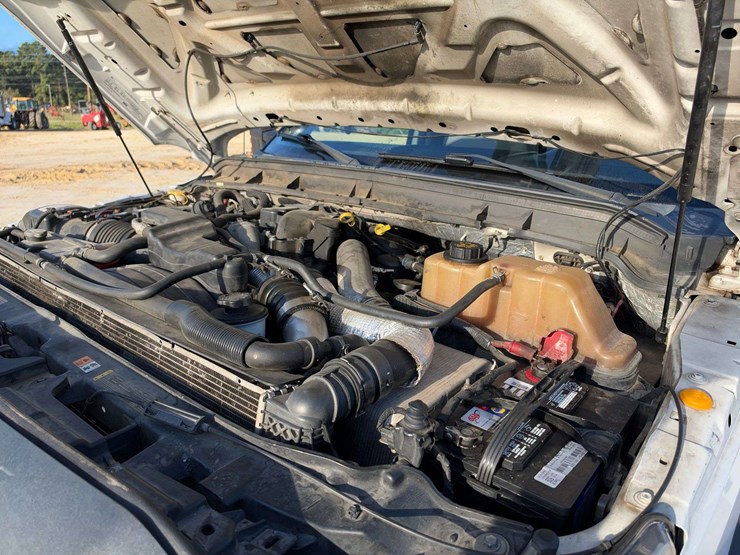 2012-ford-f550-image-7