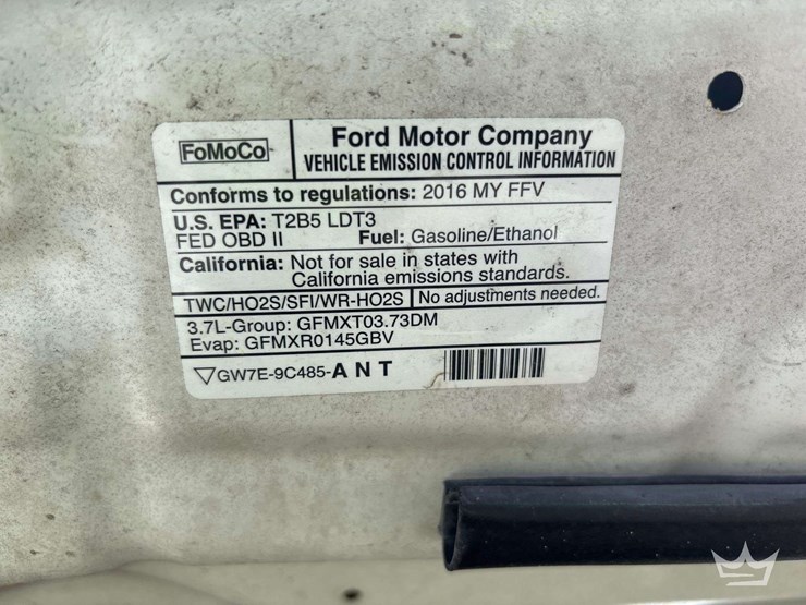 2016-ford-explorer-image-9