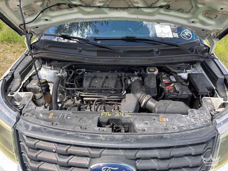 2016-ford-explorer-image-7