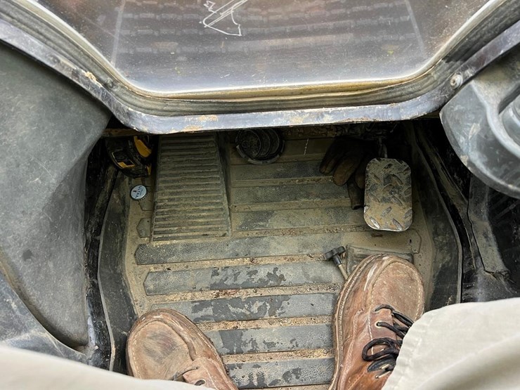 2015-caterpillar-289d-image-23