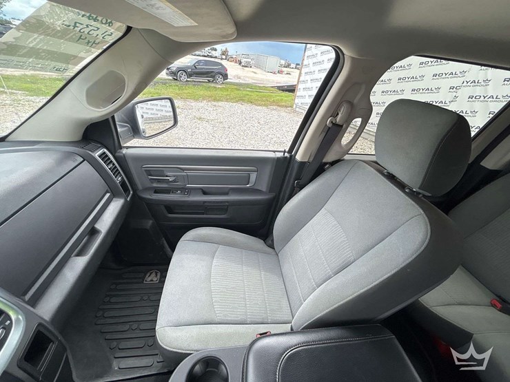 2022-dodge-1500-image-20