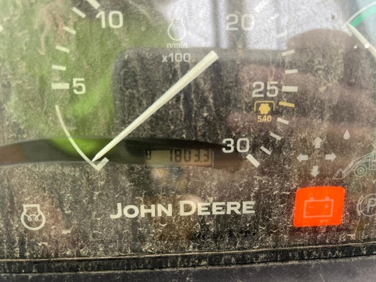 john-deere-110-image-16