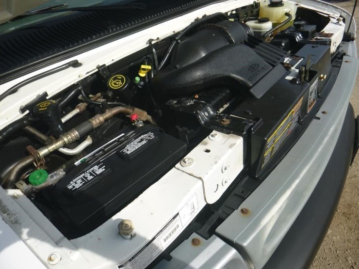 2000-ford-econoline-350-image-8
