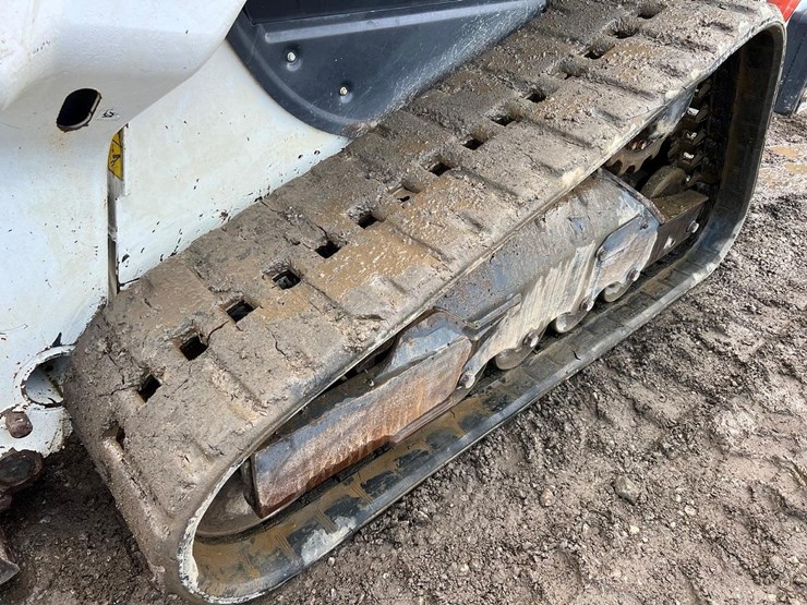 2021-bobcat-t66-image-13