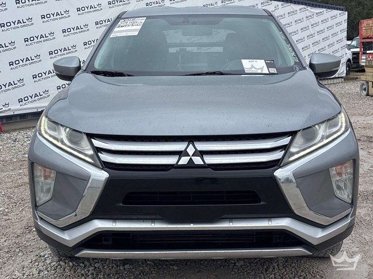 2018-mitsubishi-eclipse-cross-image-28