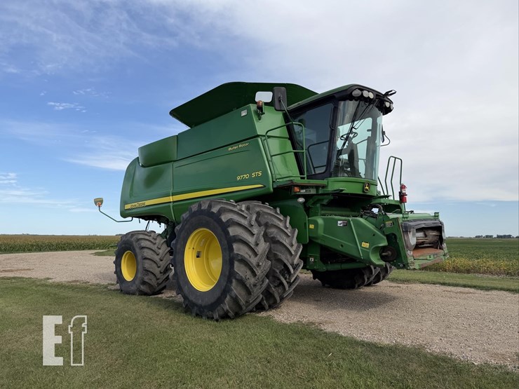 2011-john-deere-9770-sts-image-3
