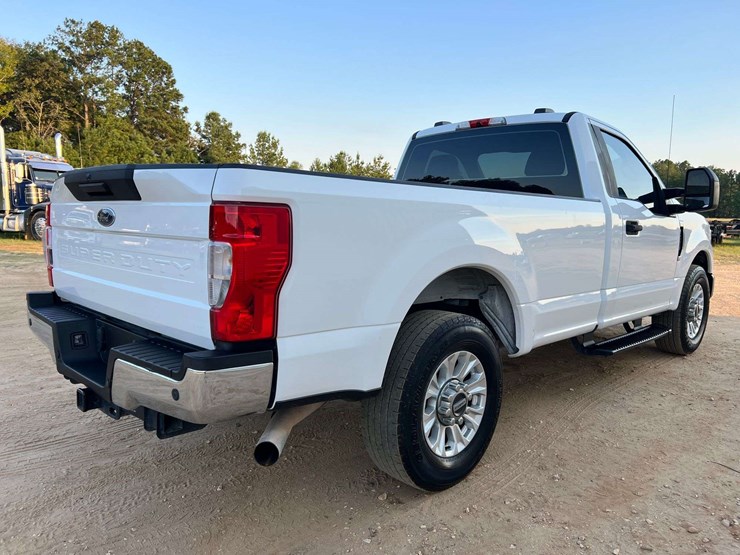 2020-ford-f350-image-3