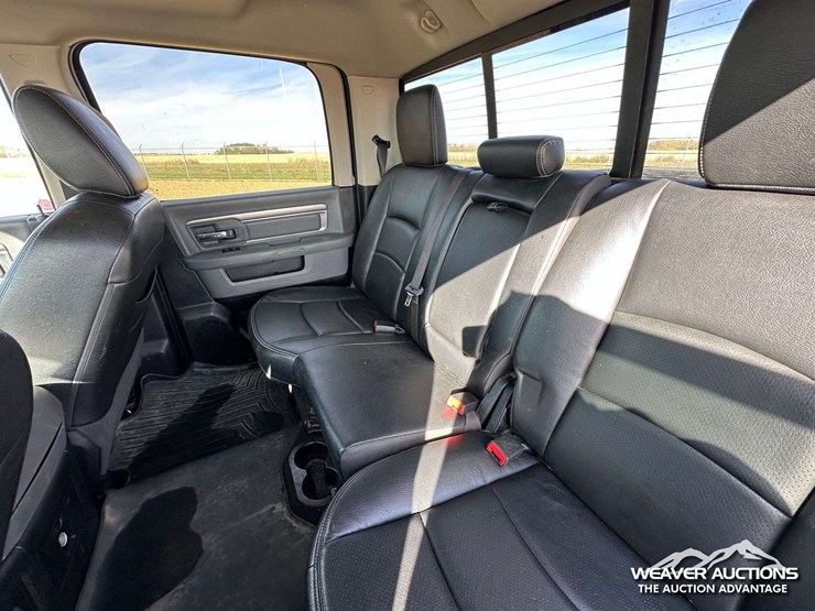 2018-dodge-1500-image-28