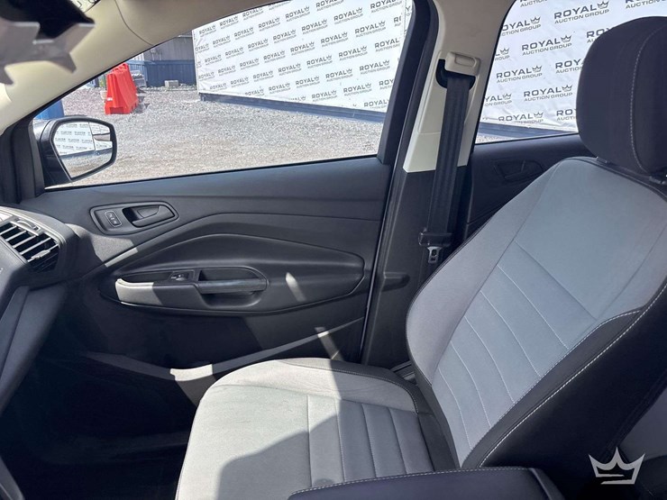 2018-ford-escape-image-13
