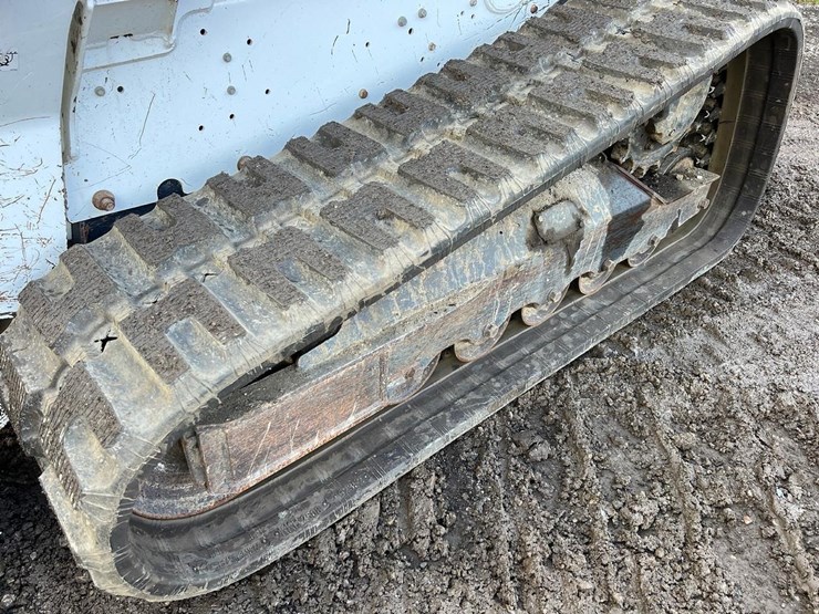 2022-bobcat-t770-image-13