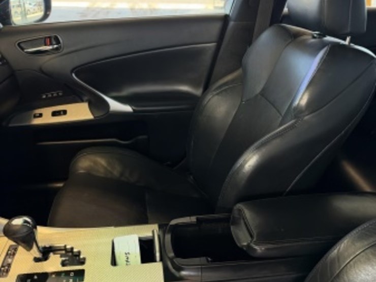 2008-lexus-is-f-sdn-image-25