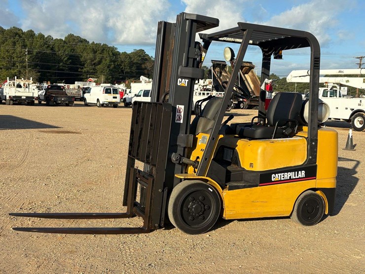 caterpillar-gc25k-image-1