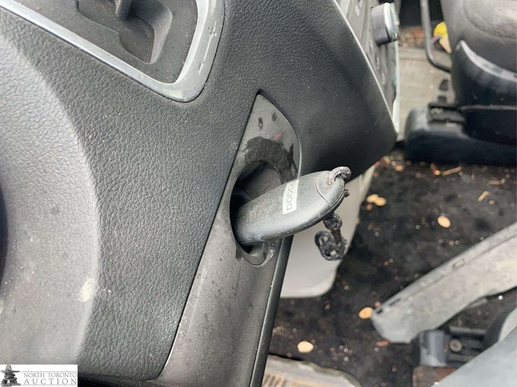 2019-dodge-grand-caravan-se-image-11