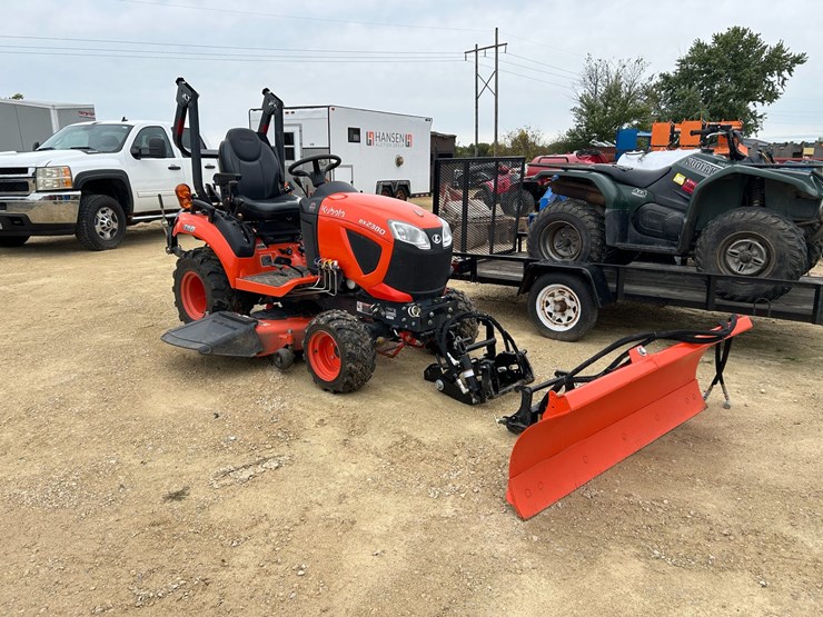 2024-kubota-bx2380-image-3