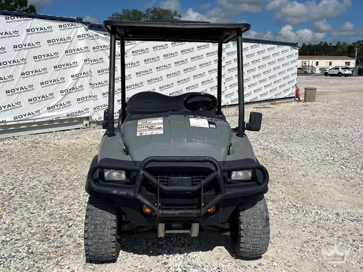 2023-club-car-carryall-1500-4x4-diesel-utility-cart-image-23
