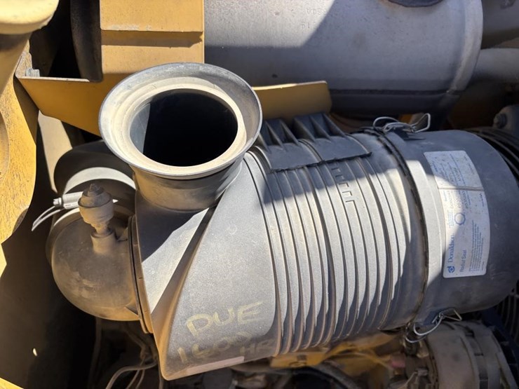 2005-deere-410g-image-44
