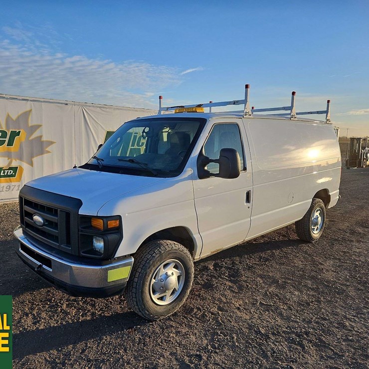 2014 FORD CARGO