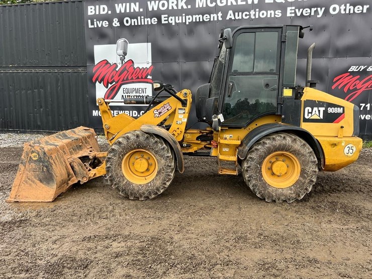 2018-caterpillar-908m-image-3