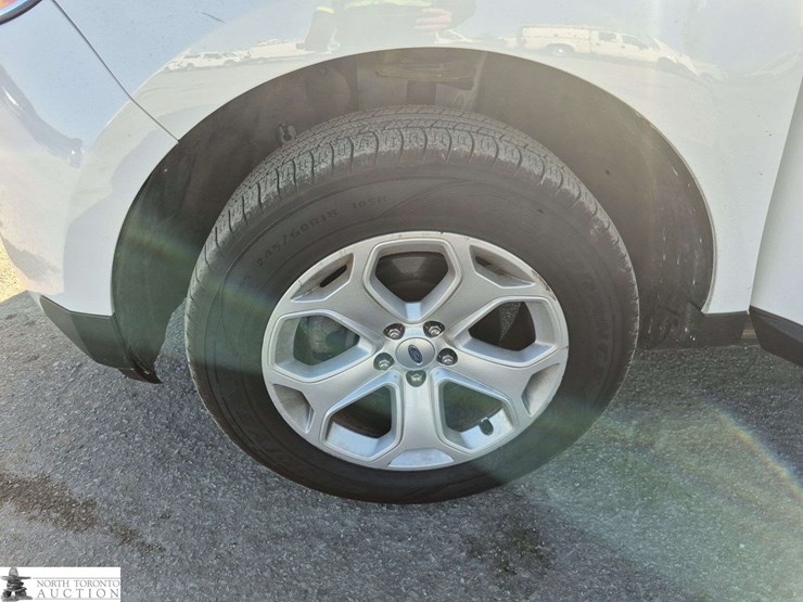 2014-ford-edge-image-20