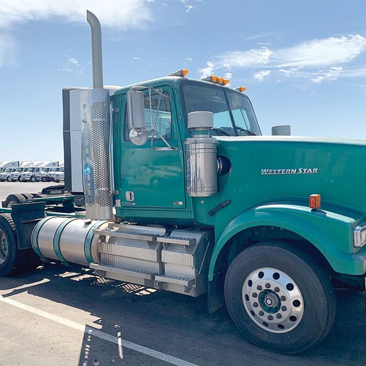 2015 WESTERN STAR 4900SB