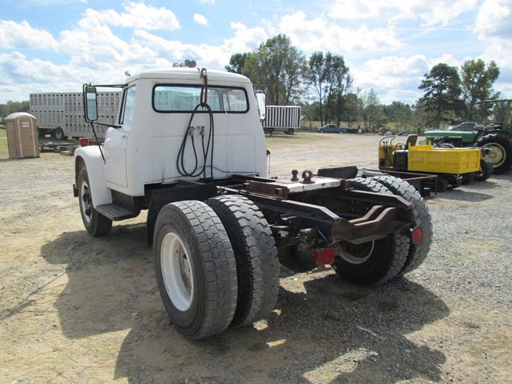 1971-international-loadstar-image-4