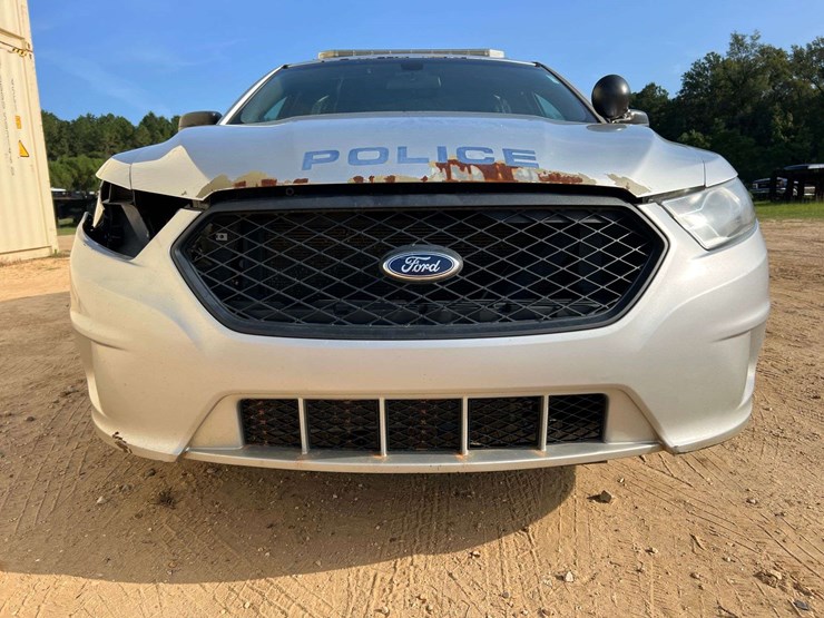 2016-ford-taurus-police-interceptor-sedan-(82,733-miles)-image-5