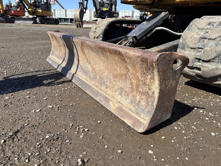 deere-27d-image-9