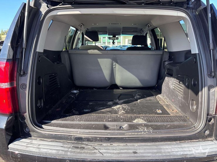 2019-chevrolet-tahoe-image-21