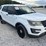 2016-ford-explorer-image-2
