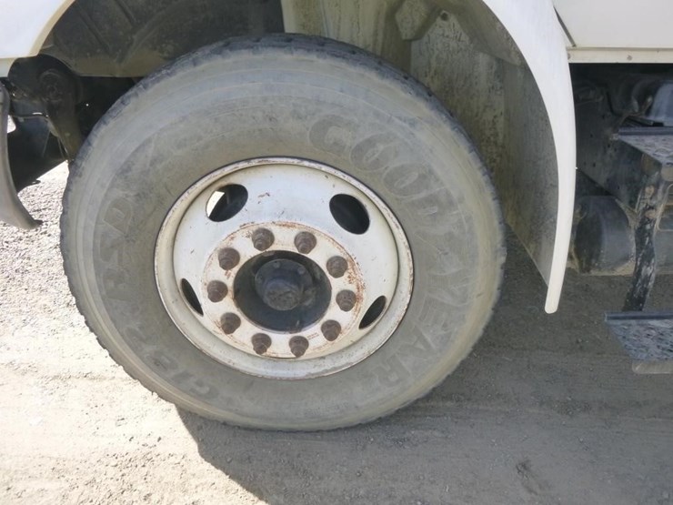 2005-international-durastar-4200-image-29