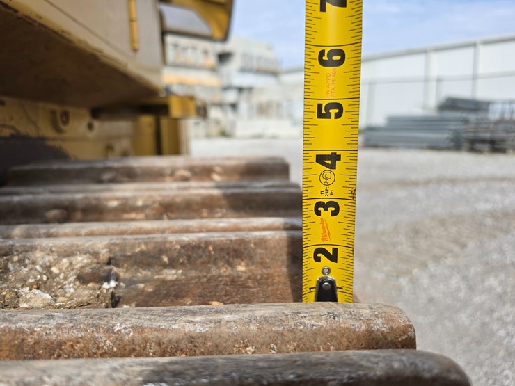 2007-caterpillar-953d-image-60