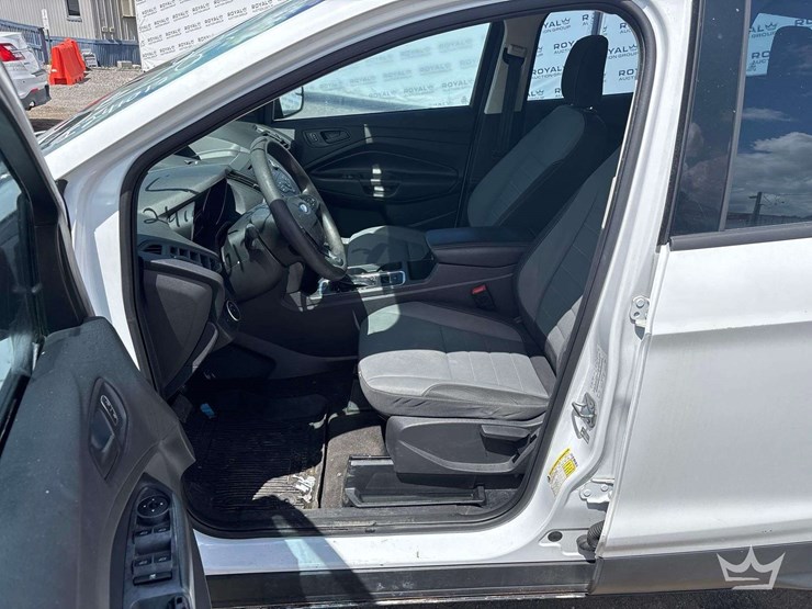 2018-ford-escape-image-8