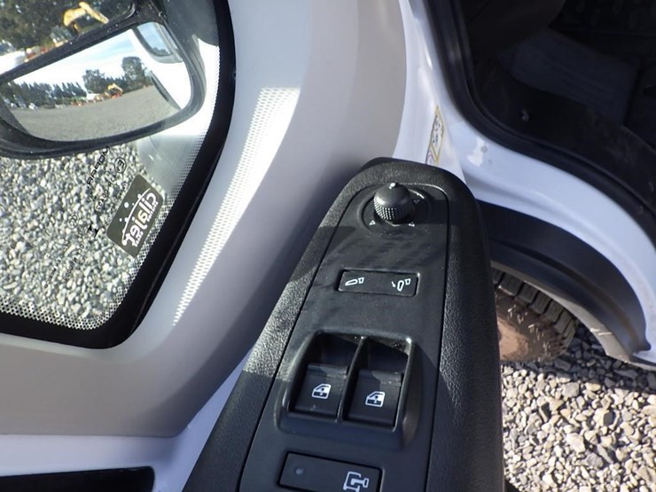 2022-dodge-3500-image-22