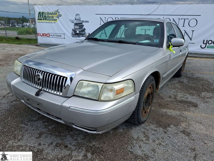 2006-mercury-grand-marquis-ls-premium-4dr-sedan-image-1