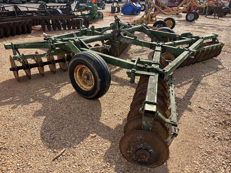 john-deere-14-image-3