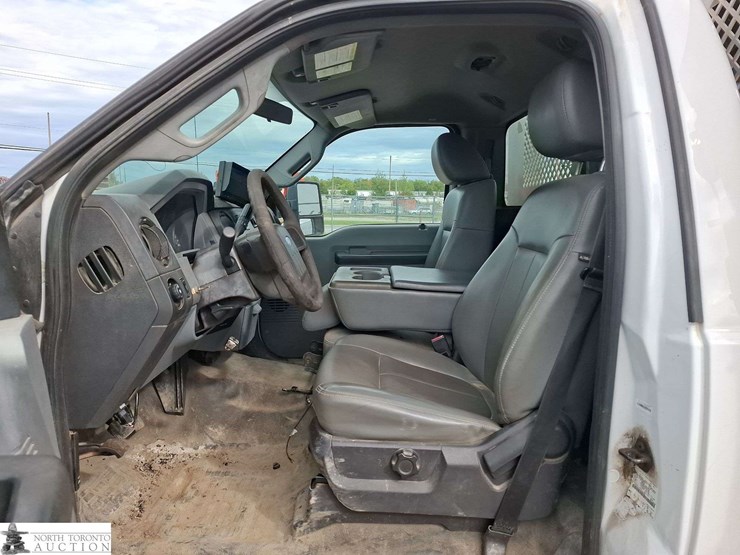 2012-ford-f450-image-10