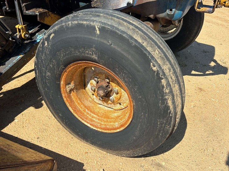 ford-6610-image-16