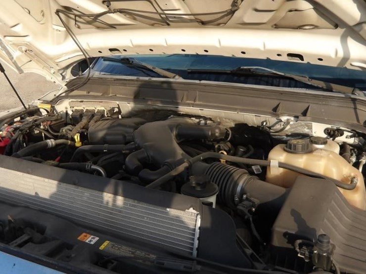 2011-ford-f550-image-7