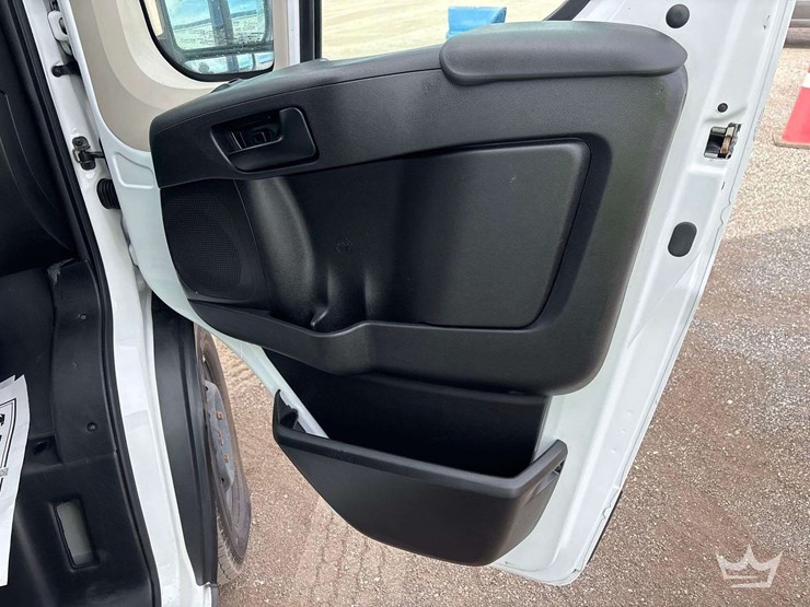 2022-ram-promaster-3500-image-22